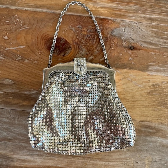 Vintage Purse 1940s 1950s Whiting Davis Mesh Mini Purse - Picture 1 of 13